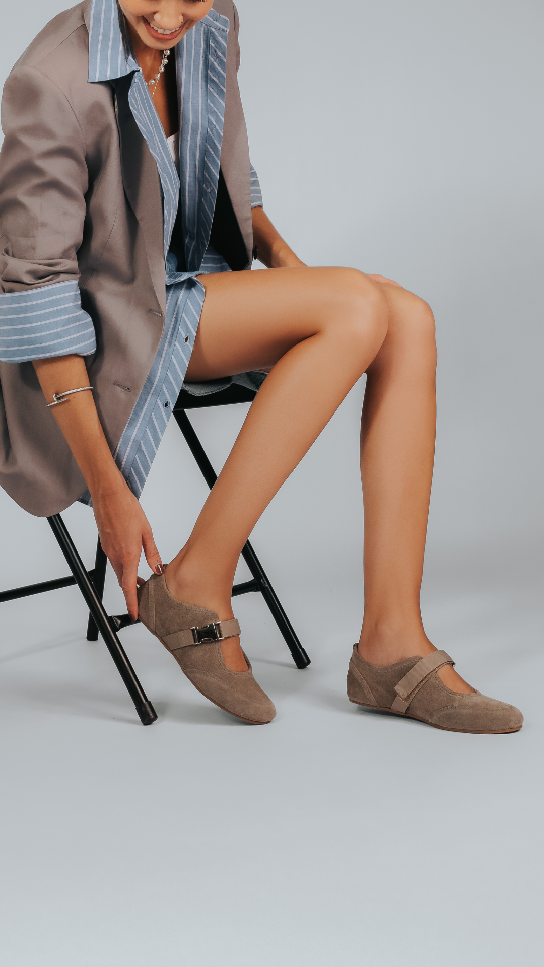 Sapatilha Lexie Camurça Chumbo