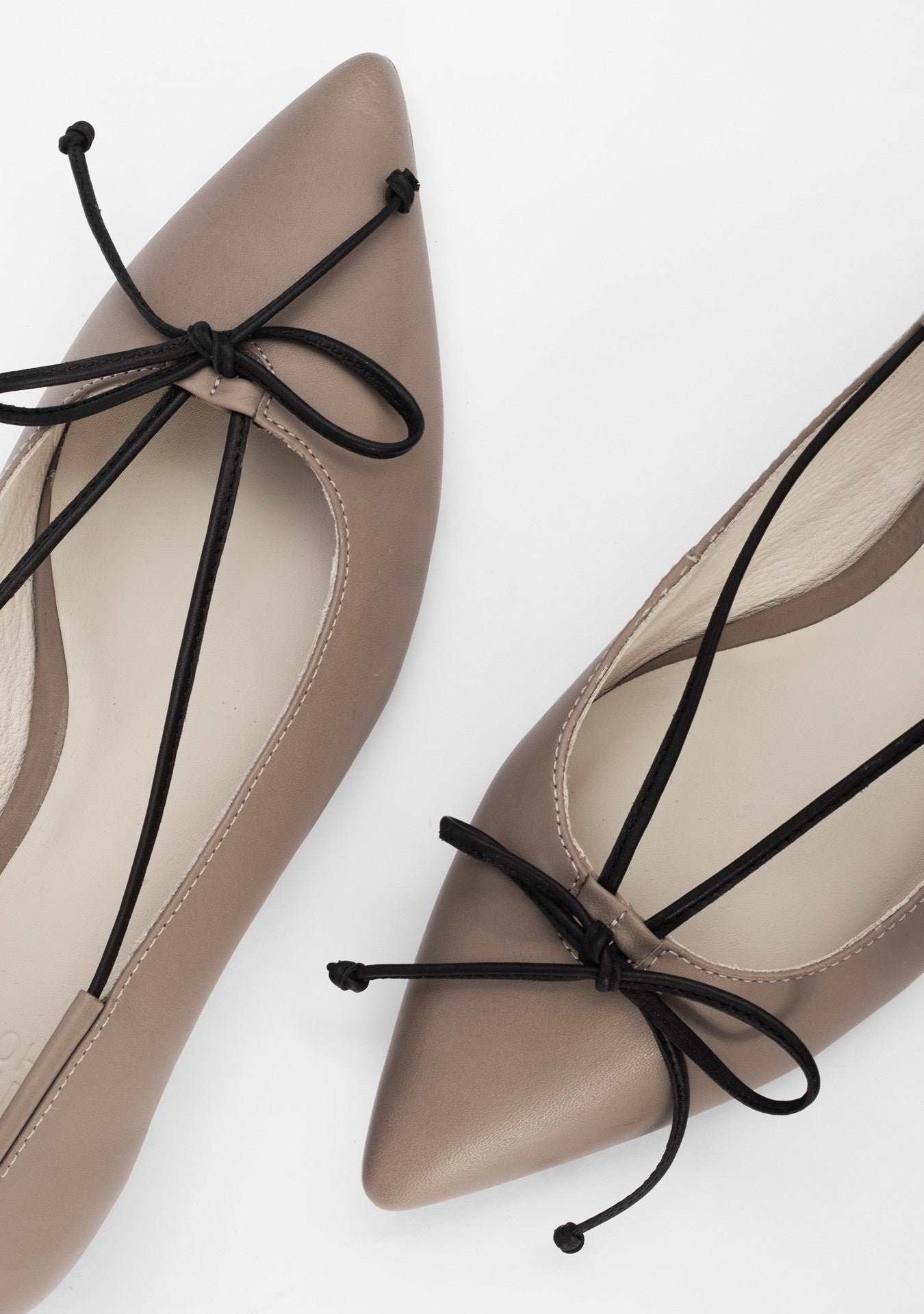 Sapatilha Carlota Greige