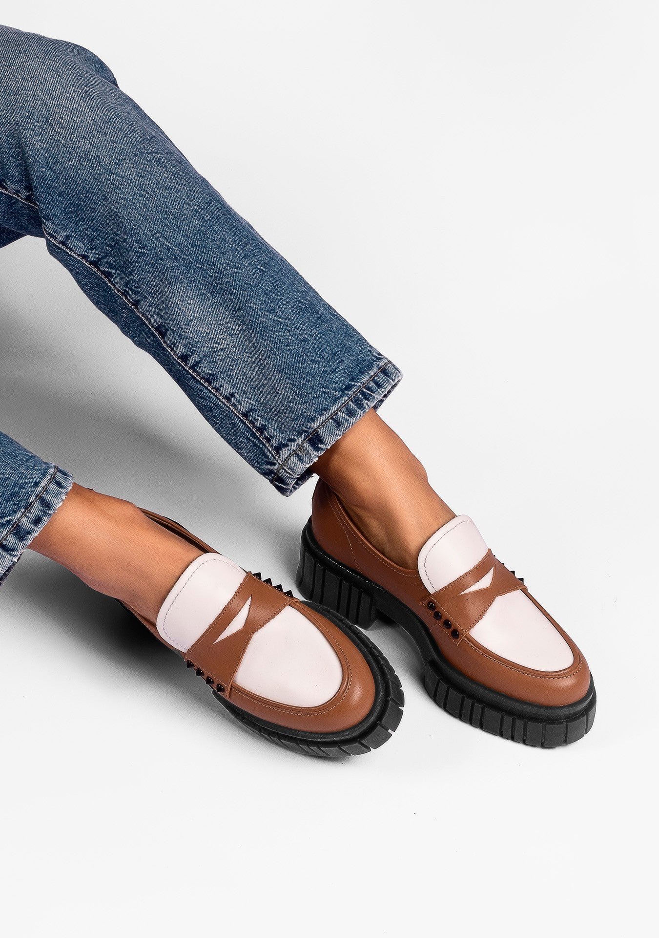 Loafer Romana Camelo