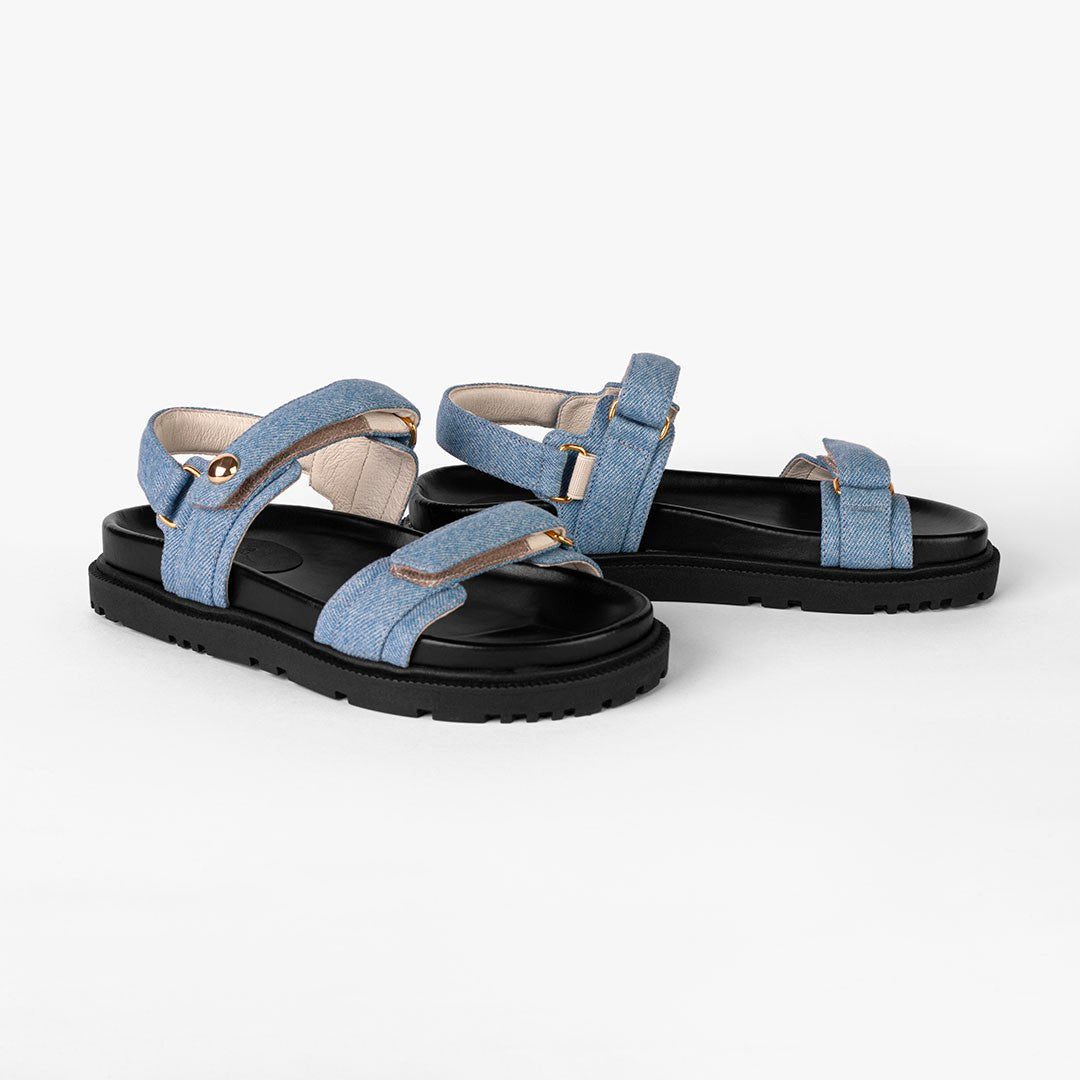 Flat Megan Jeans