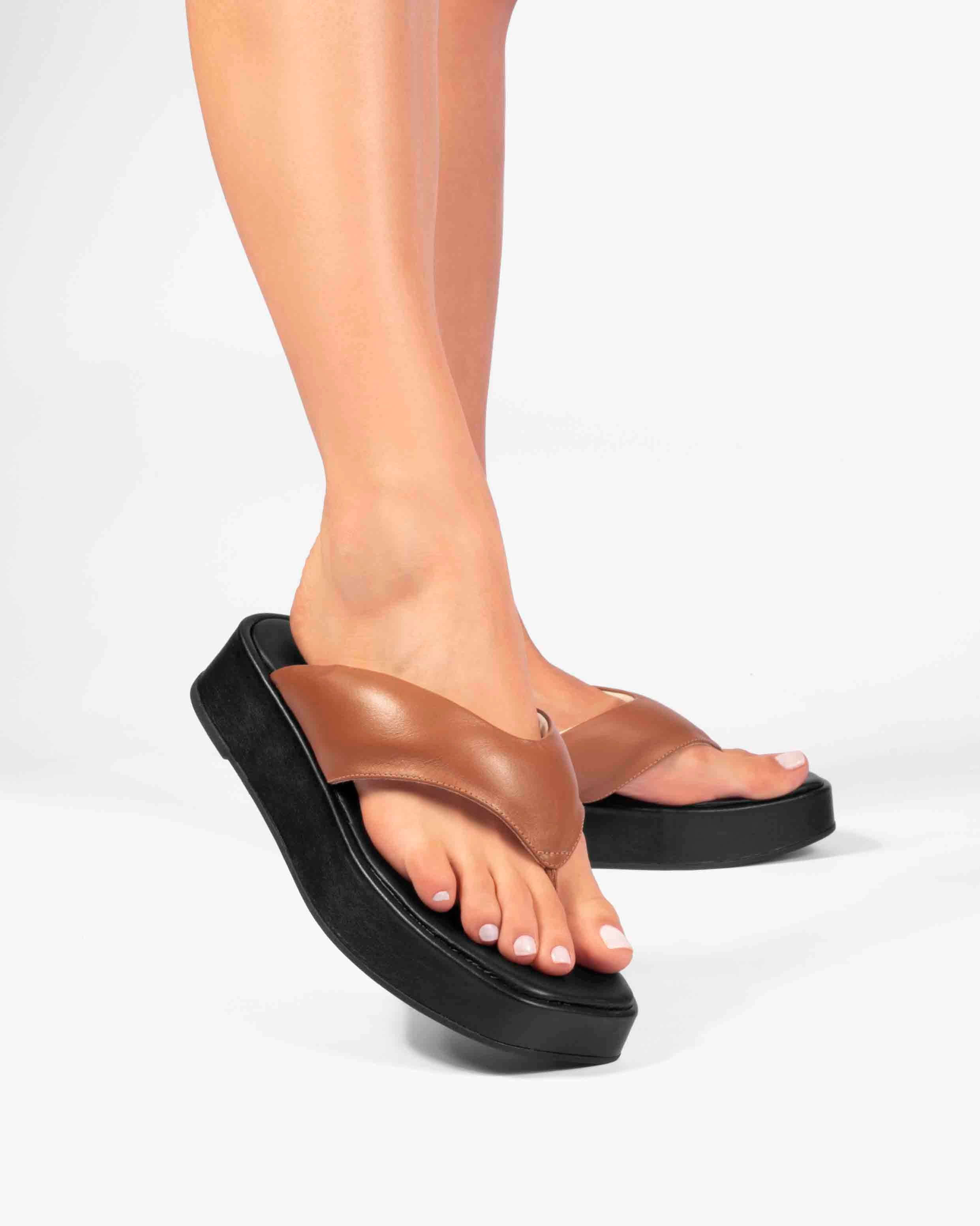 Flatform Muriel Camelo