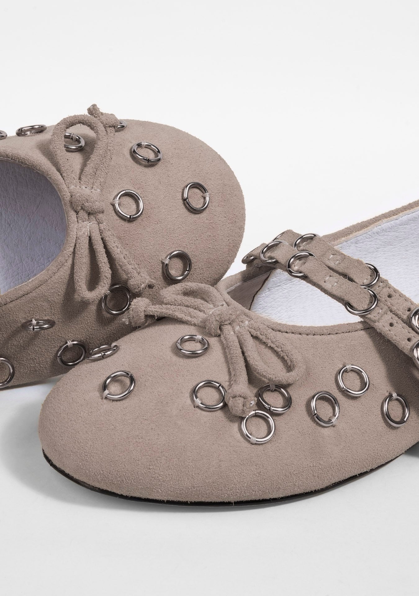 Sapatilha Monique Camurça Chumbo