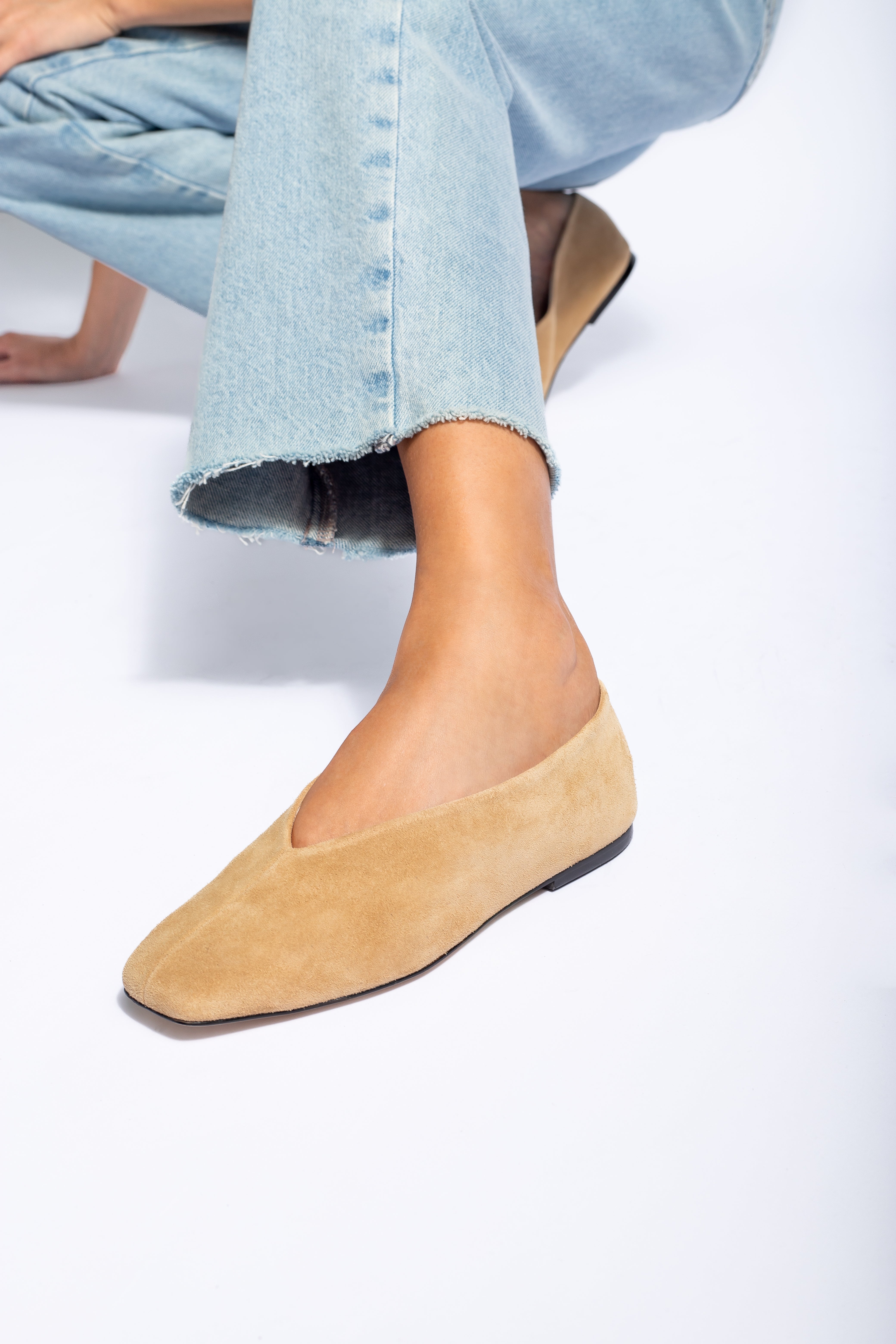 Sapatilha Guta Camurça Sand