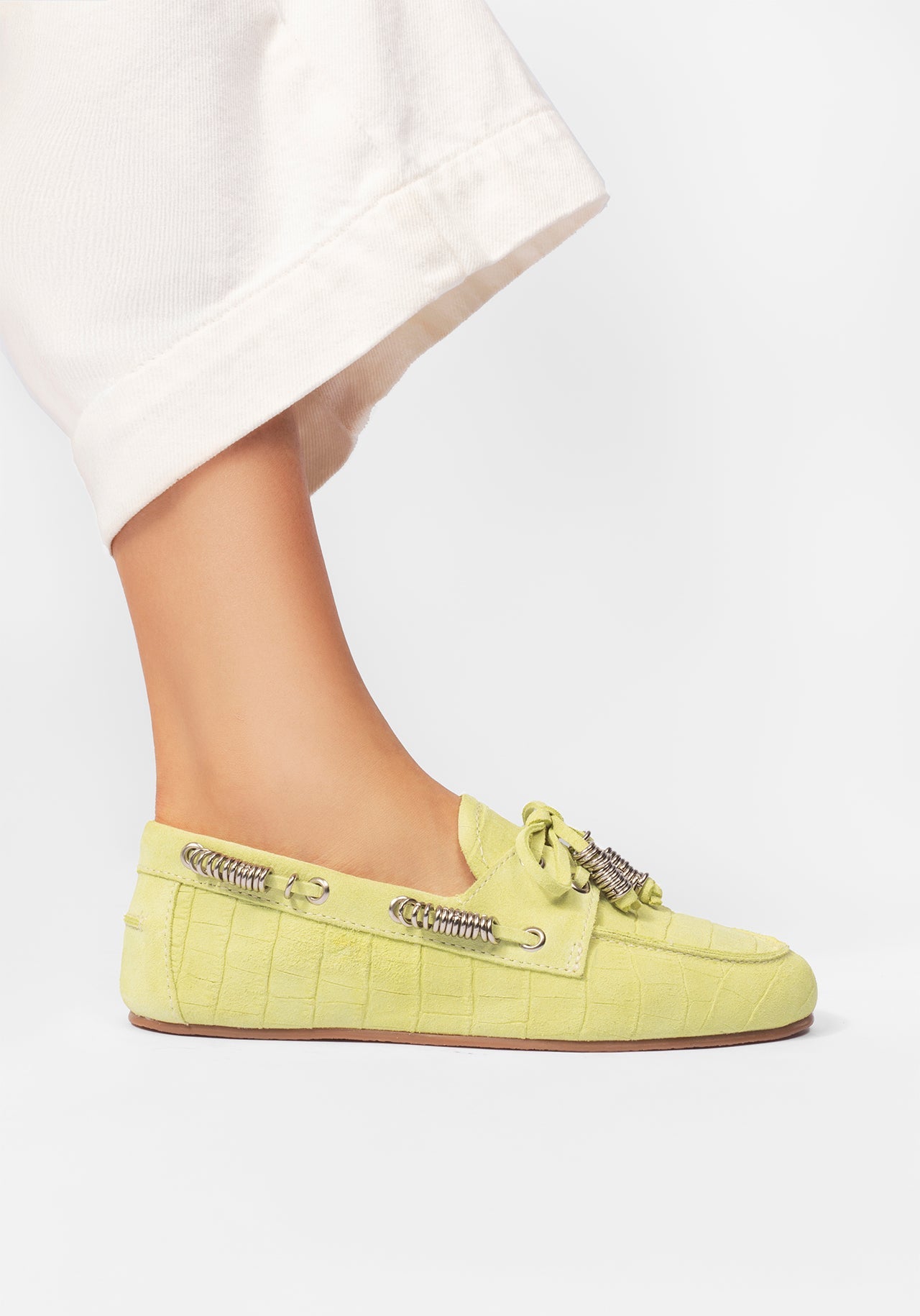 Mocassim Valência Studded Croco Pear