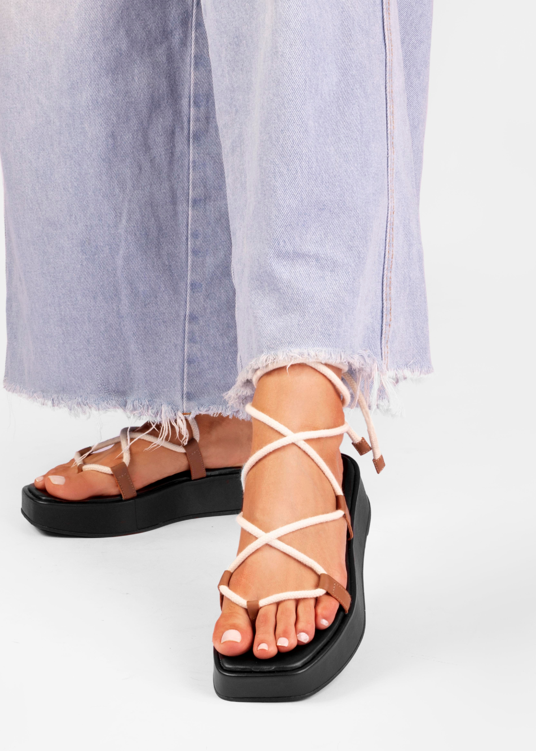 Flatform Brenda Camelo