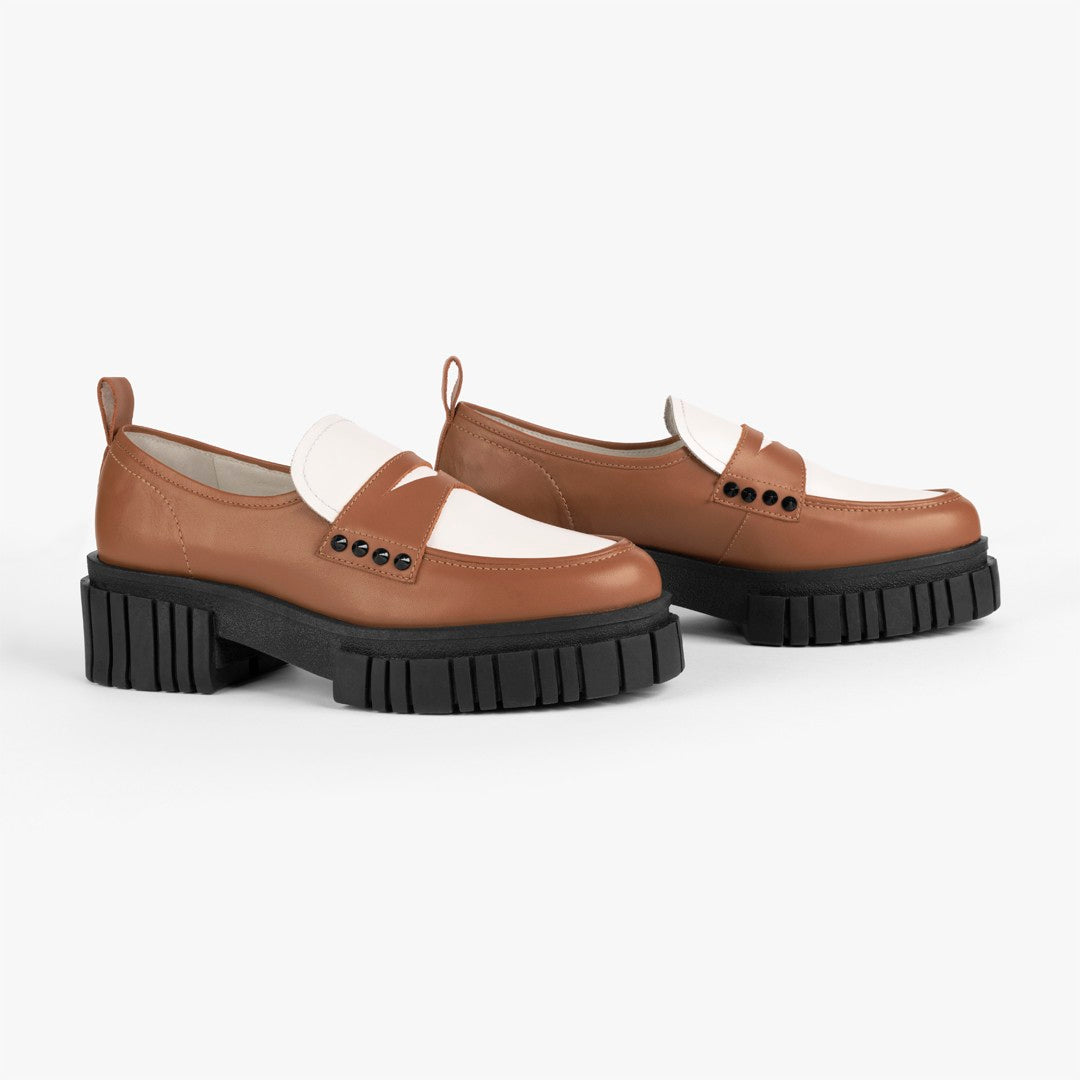 Loafer Romana Camelo