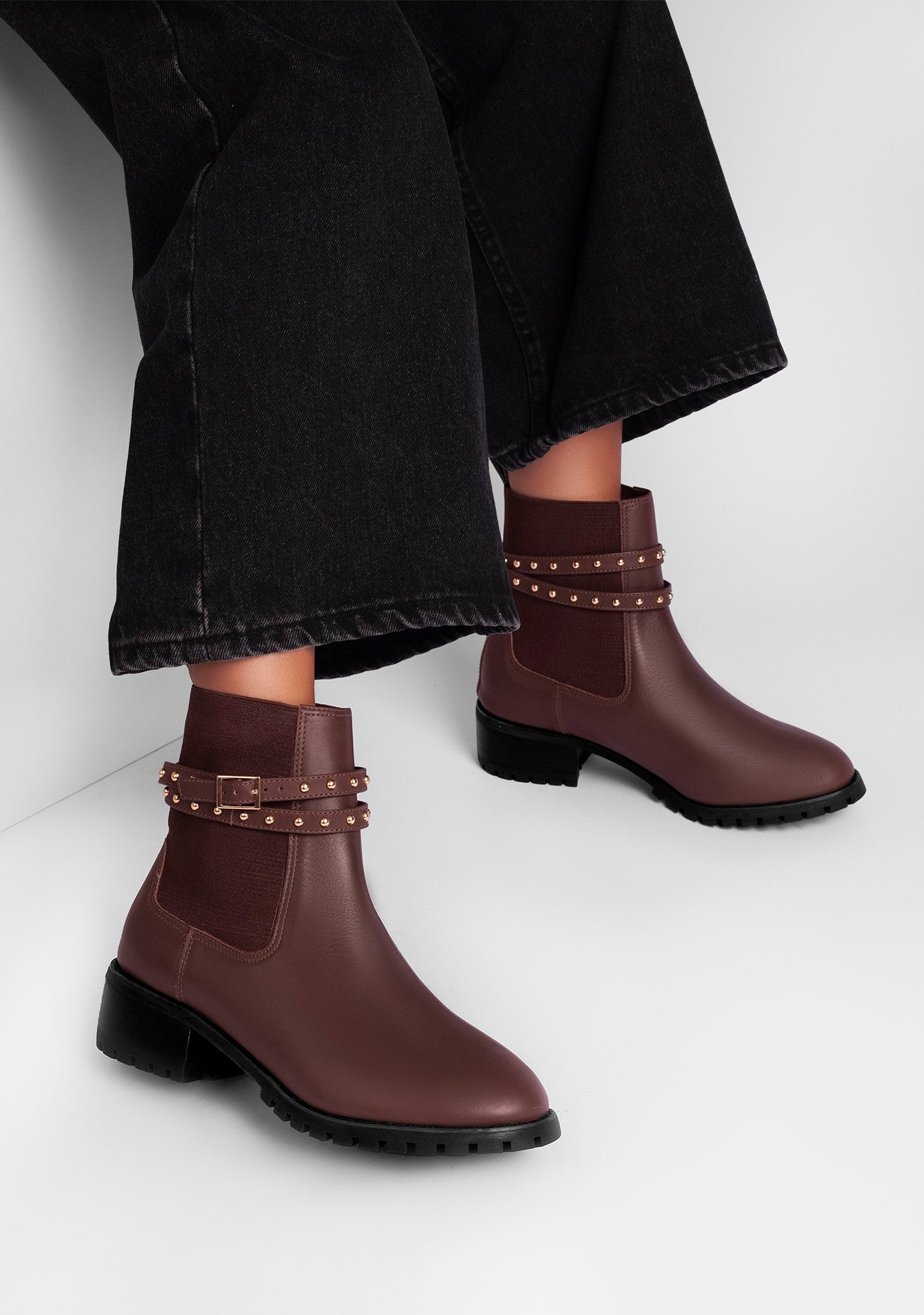 Bota Débora Coffee