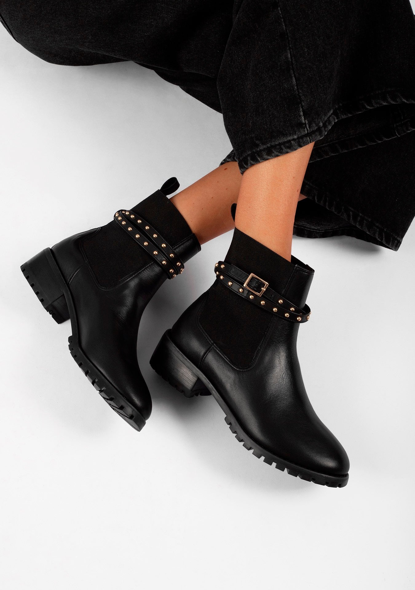 Bota Débora Black