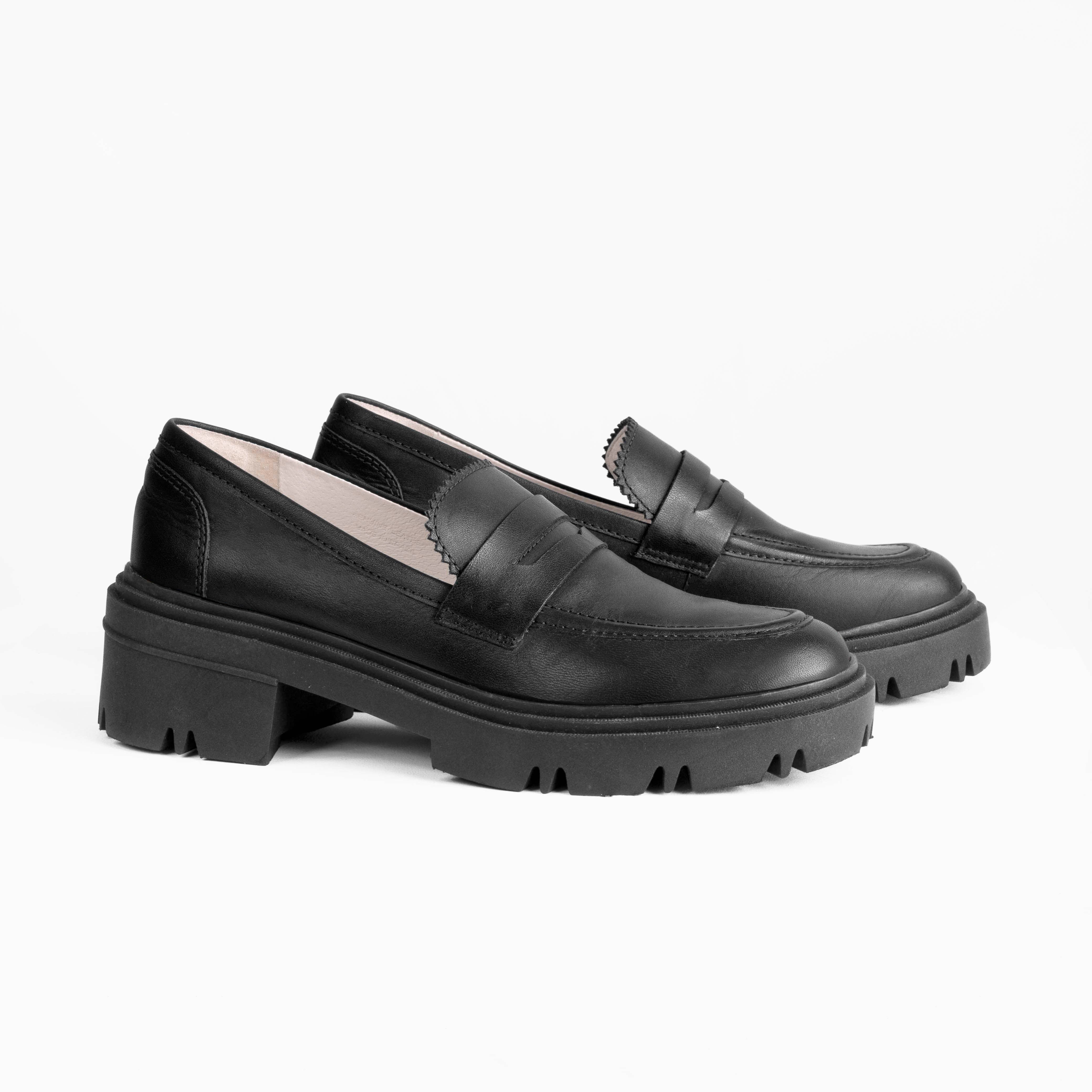Loafer Dara Full Black