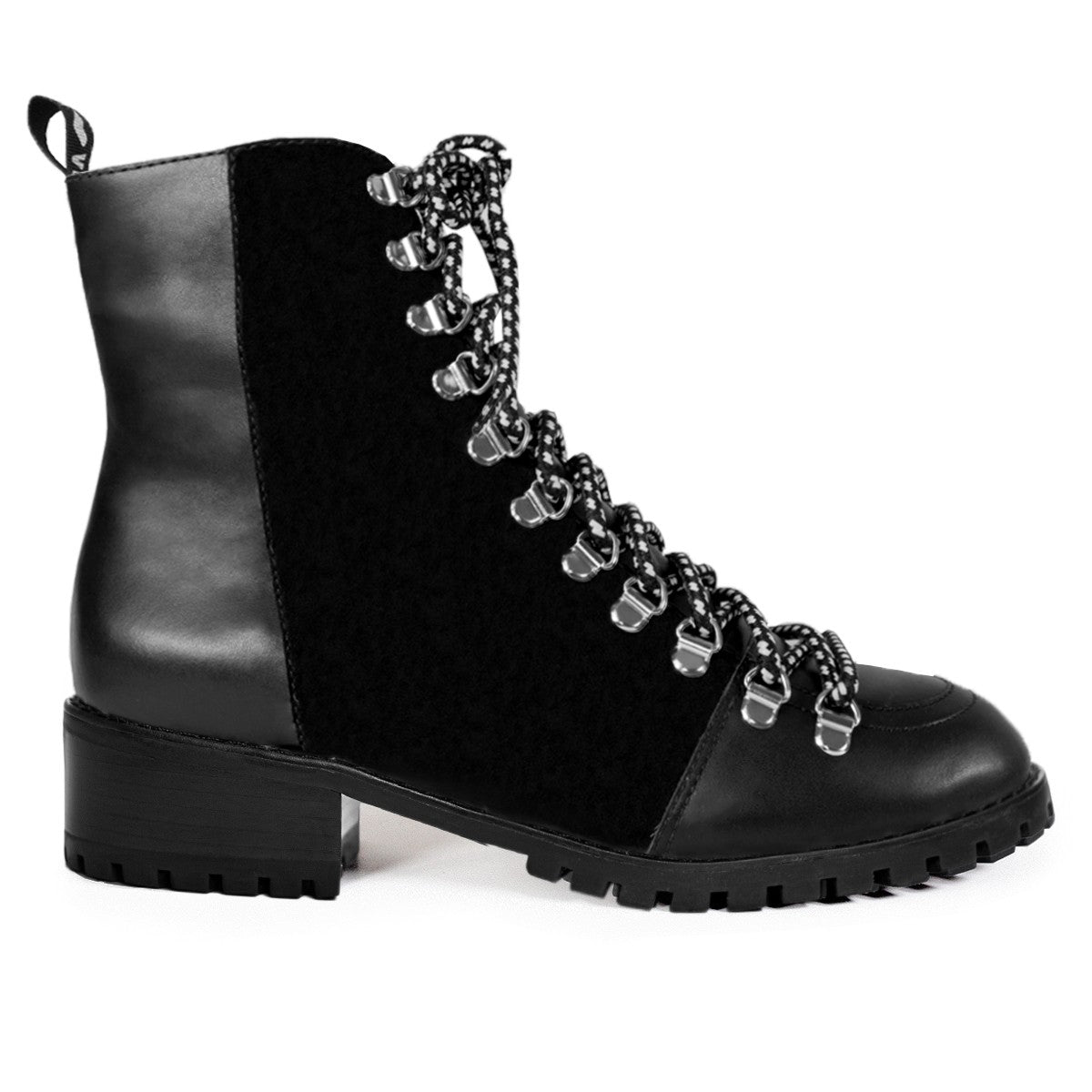 Bota Hiking Black