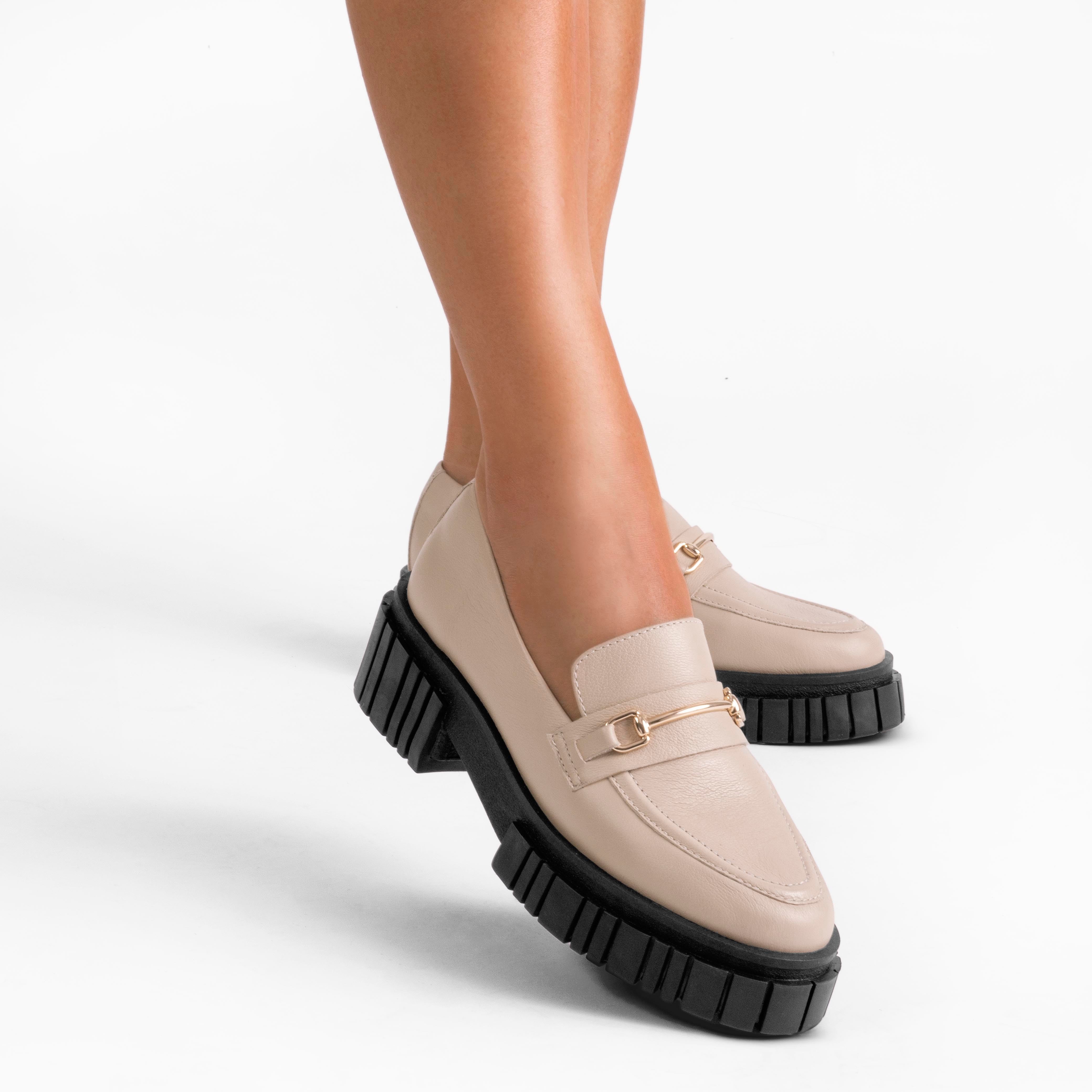 Loafer Angélica Bege