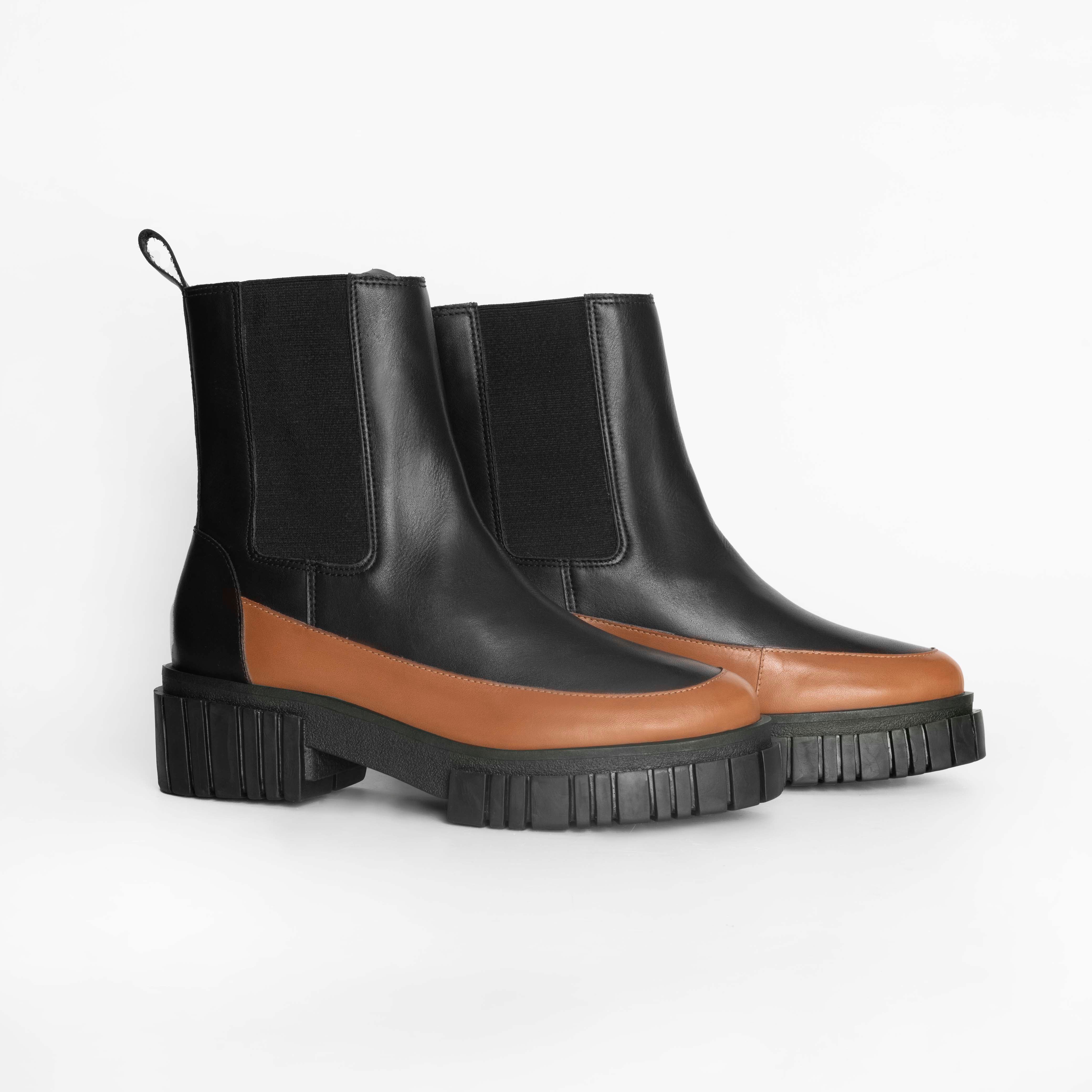 Bota Celina Black Camelo