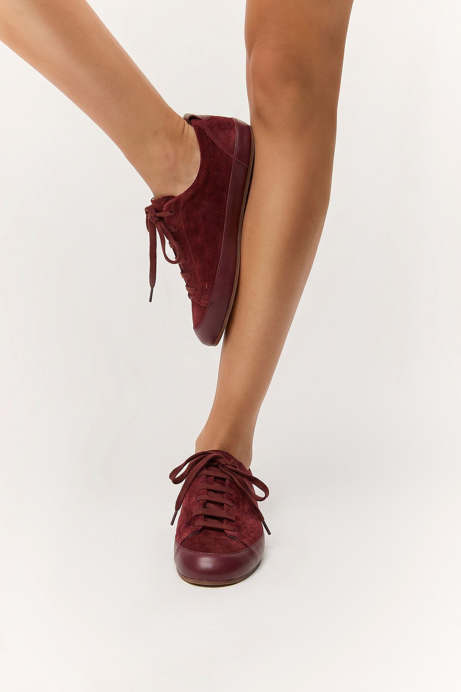 Sneaker Helsinque Camurça Vinho