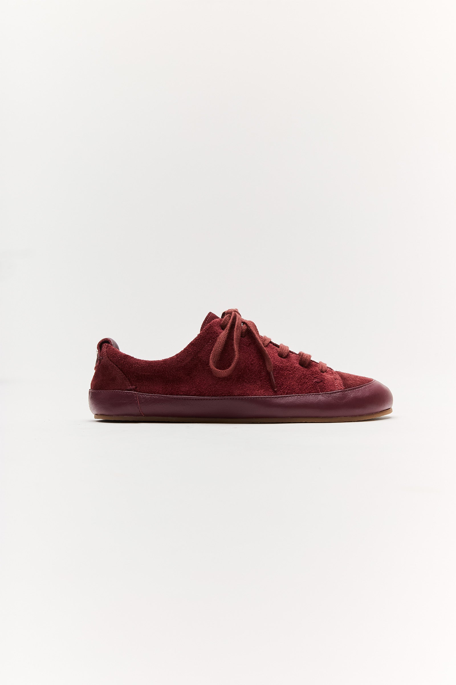 Sneaker Helsinque Camurça Vinho