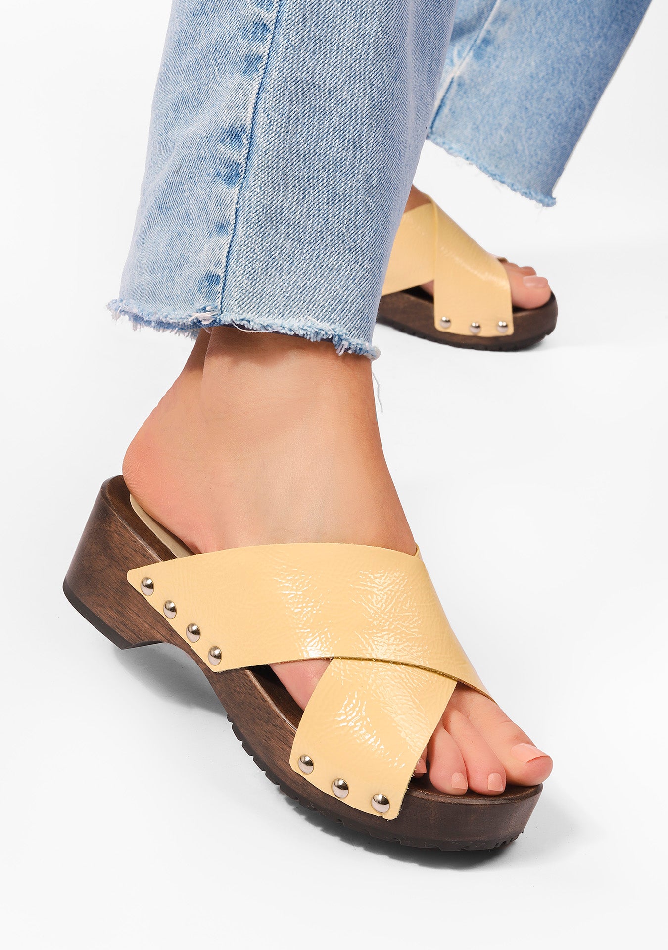 Tamanco Clog Mikaela Shiny Buttercream