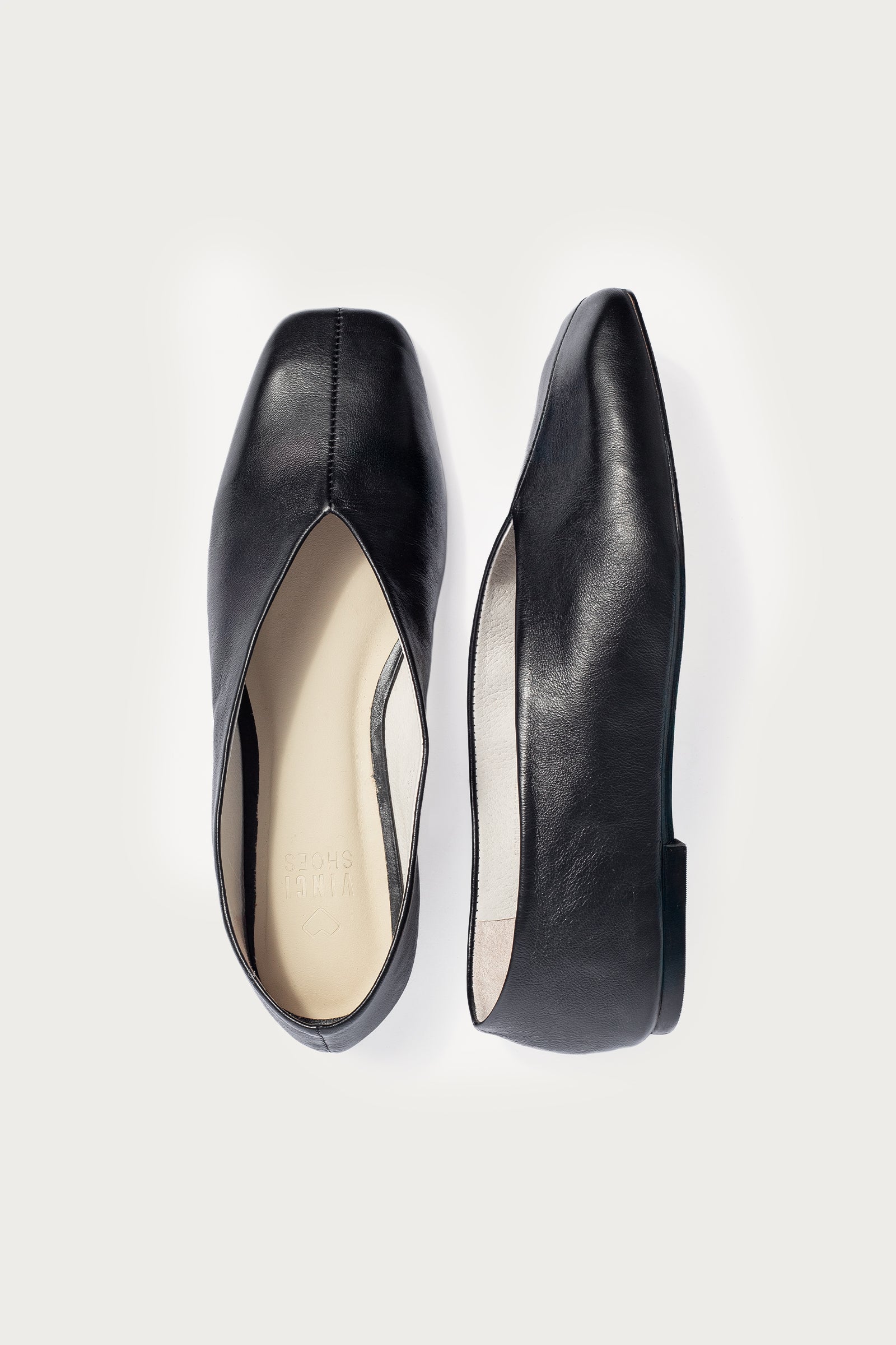 Sapatilha Guta Black