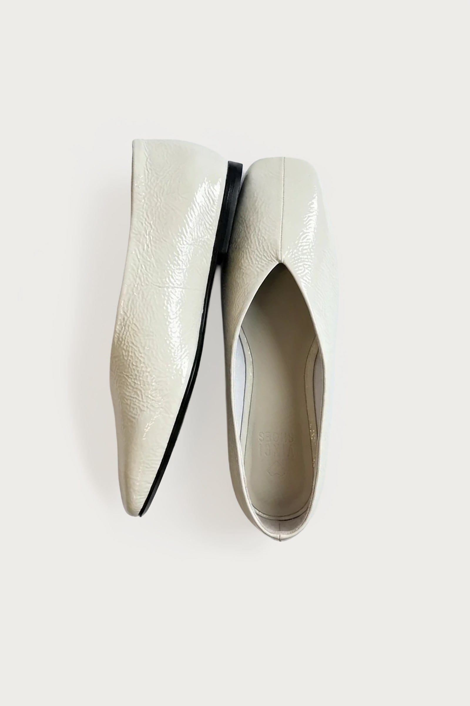 Sapatilha Guta Shiny Vanilla