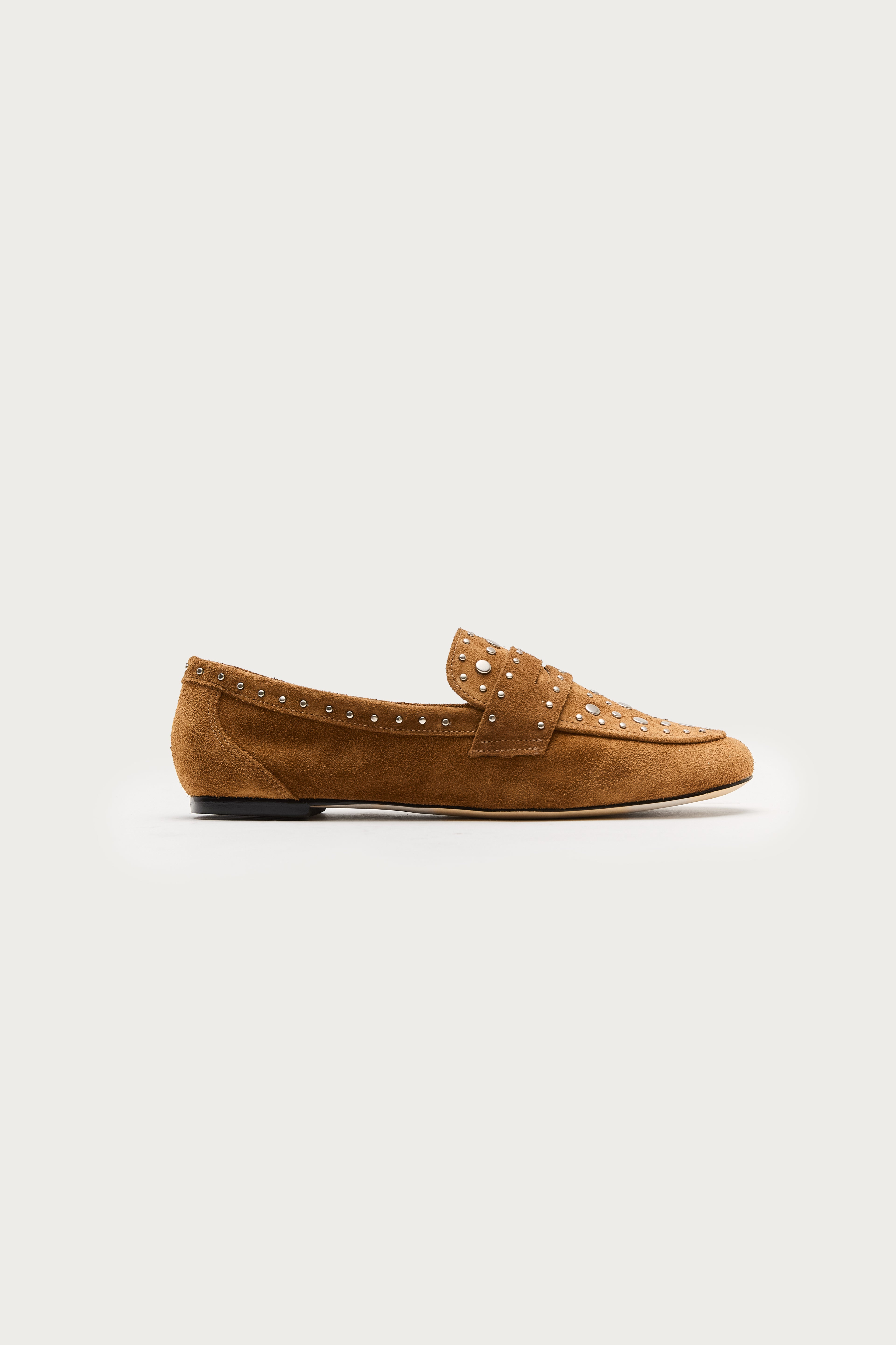 Loafer Leni Studded Camurça Capuccino