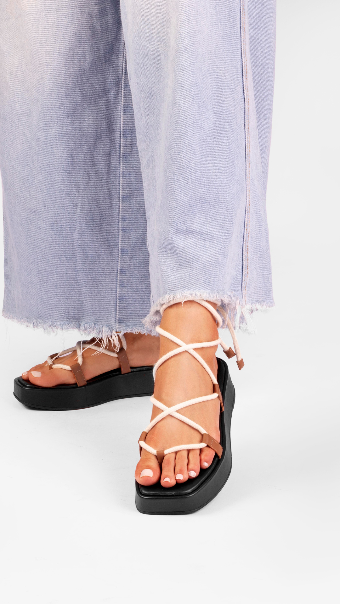 Flatform Brenda Camelo